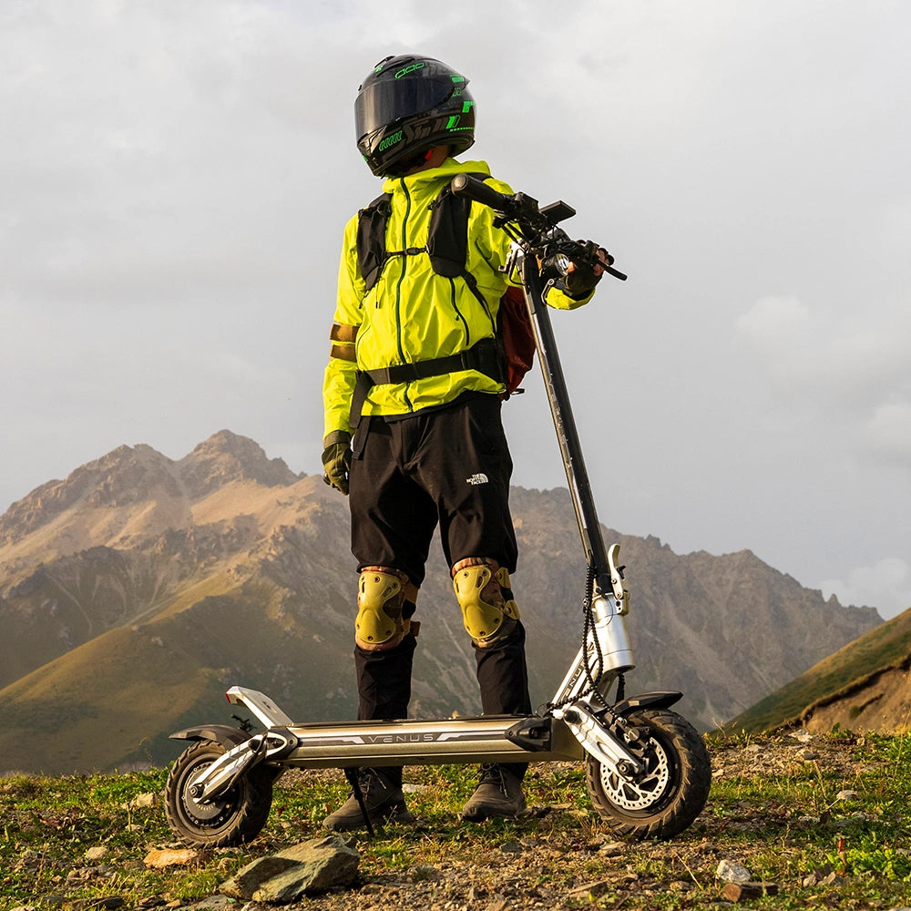 Venus 10 SPORT Dual Motor Commuting Electric Scooter