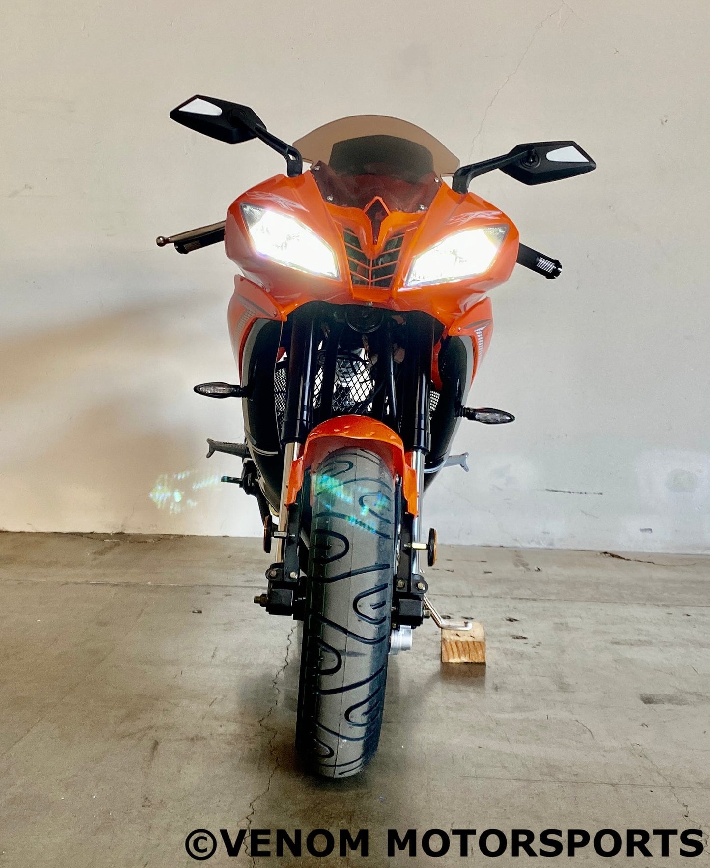 VENOM X18, 50cc MOTORCYCLE,AUTO TRANSMISSION,CAPACITY-250LBS,SPEED-40MPH,BLACK