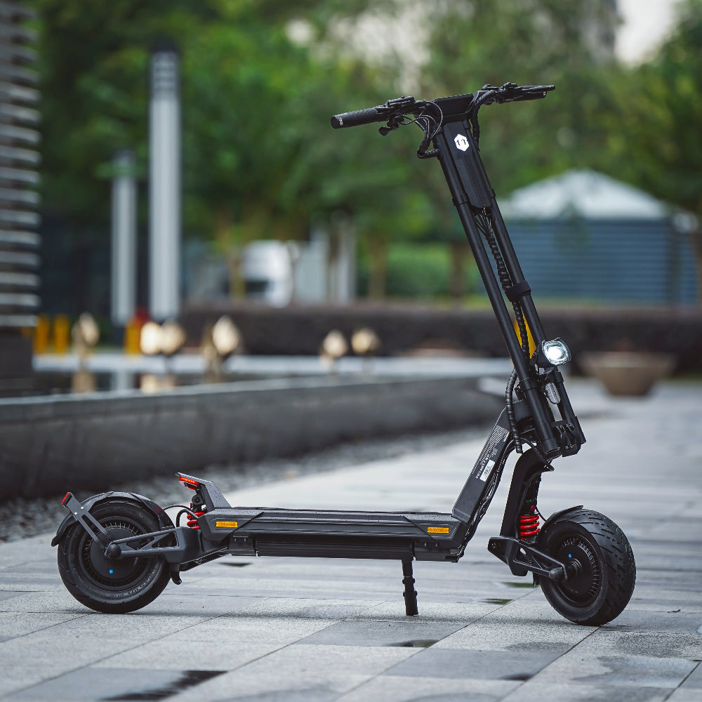 InMotion RS Jet Electric Scooter: 72V 25Ah Dual 2300W Motors - Image 6