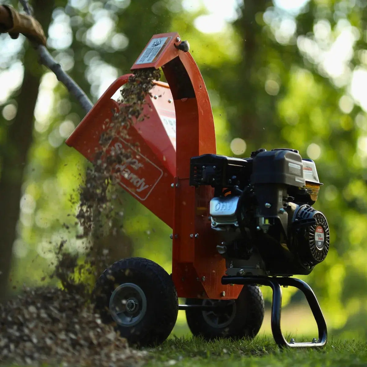 Wood Chipper Mini - 7HP 212CC, 3" Max Branch Capacity Renovomotors
