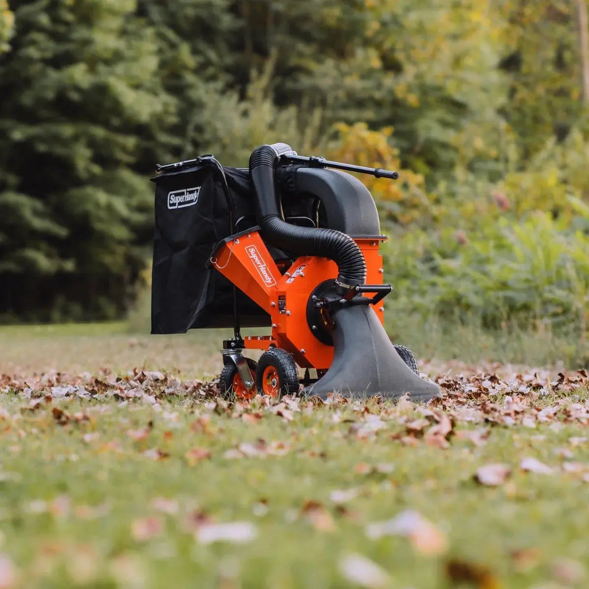 Leaf Vacuum & Wood Chipper - 7HP Engine, 10:1 Mulch Ratio, Max 2" Branches Renovomotors