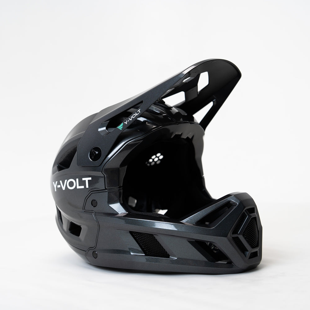 Y-VOLT Exclusive Helmet Black