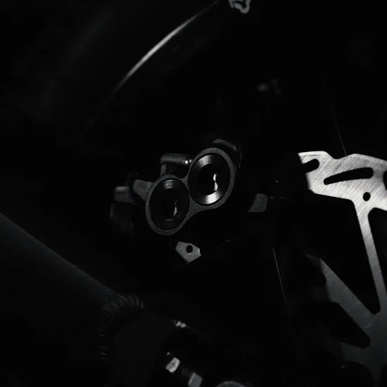 Arctic Leopard XF-1 Electric Dirt Bike | 12kW Motor, 72V 35Ah Battery, 60 MPH