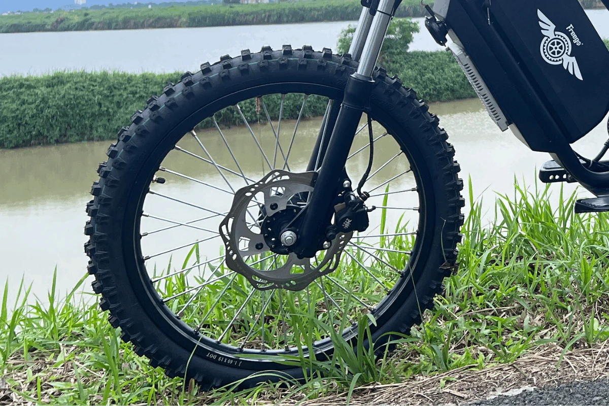 Freego Nova 3 Mid-Drive All-Terrain Dirt eBike,3000W,60V, 25Ah(1500Wh),20–50 miles,Off-Road: 40 Mph Renovomotors