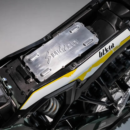 Surron Ultra Bee HP SW - 24.5kW Powerful Dirt EBike 74V 60Ah