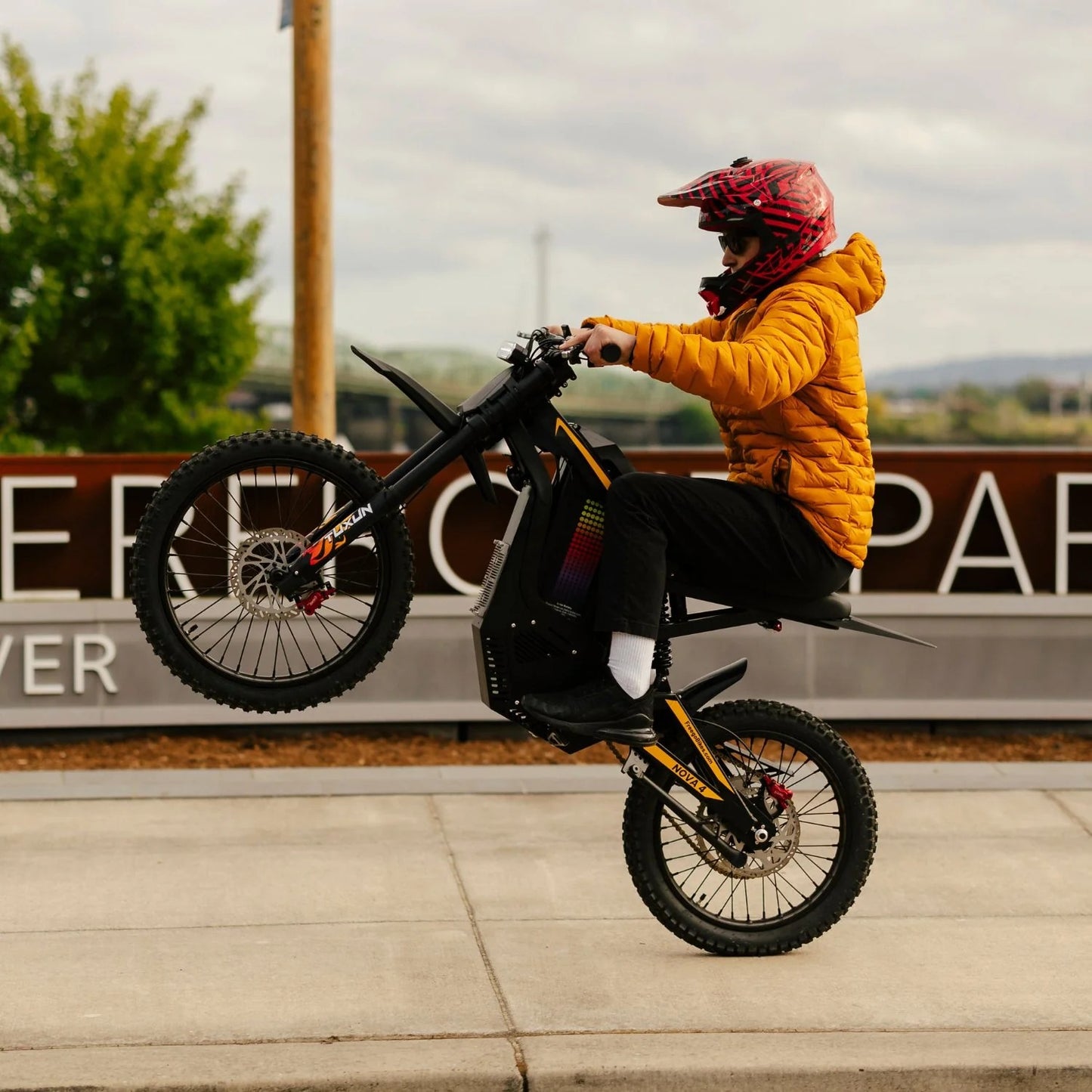Freego Nova 4 Mid-Drive Electric Dirt Bike | 6000W Peak Motor, 45 MPH, 60V 30Ah Battery
