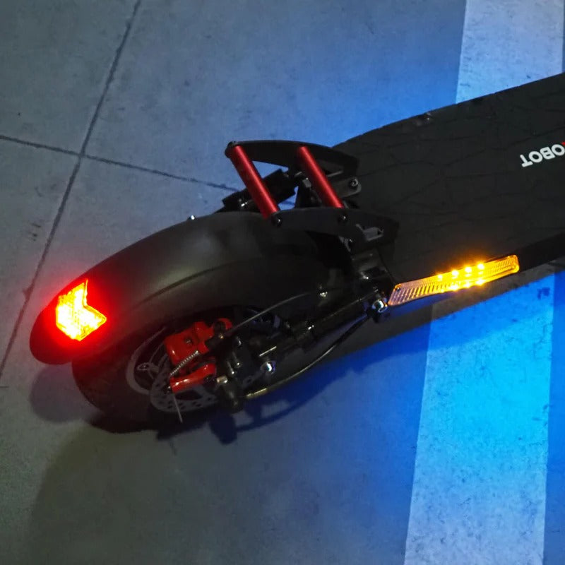 Nanrobot T1 800 W brushless motor | 48 V 10.4 Ah lithium battery | 21–25 miles | Top speed 25 mph